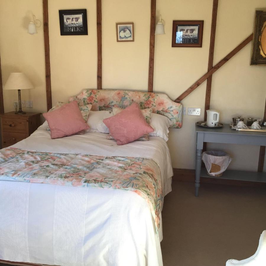 Barn Park Farm, Bed And Breakfast Stockland ภายนอก รูปภาพ