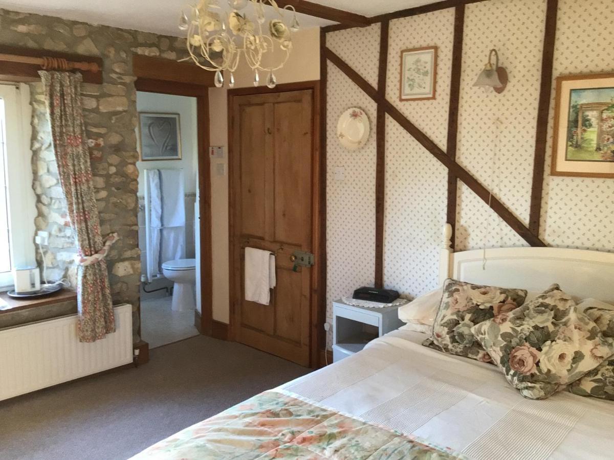 Barn Park Farm, Bed And Breakfast Stockland ภายนอก รูปภาพ