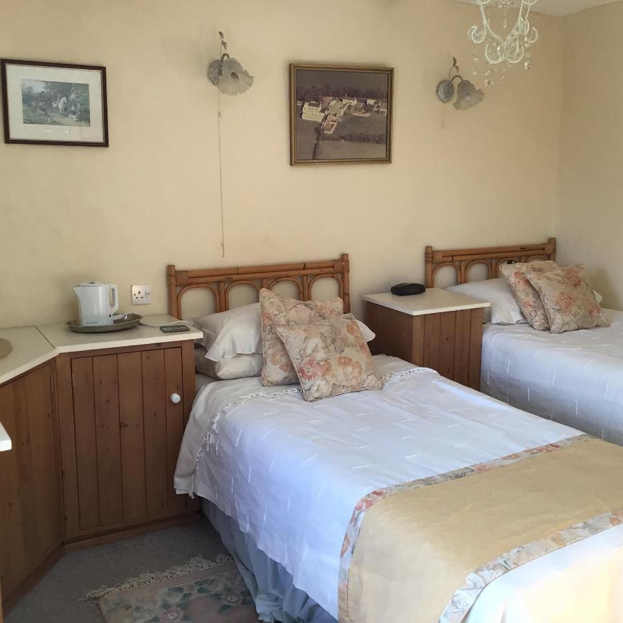 Barn Park Farm, Bed And Breakfast Stockland ภายนอก รูปภาพ
